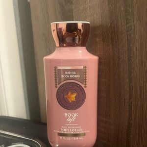Bath & Body Works Pink Book Body Lotion